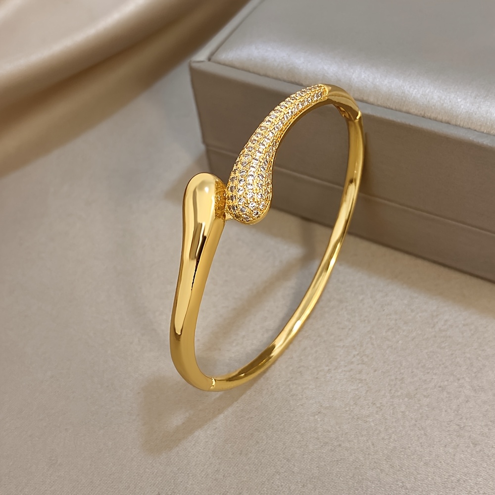 Women's Exquisite Inlaid Golden Snake Bangle Bracelet